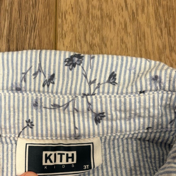 KITH Floral Short Sleeve Shirt Dress - Picture 3 of 3
